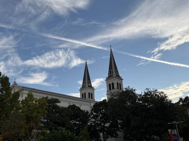 Photo 1 by Thiti S. (10/15/24)