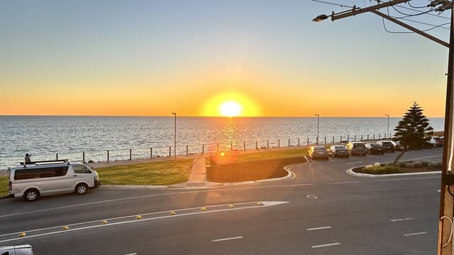 Photo 1 by Chia D. (5/11/25)