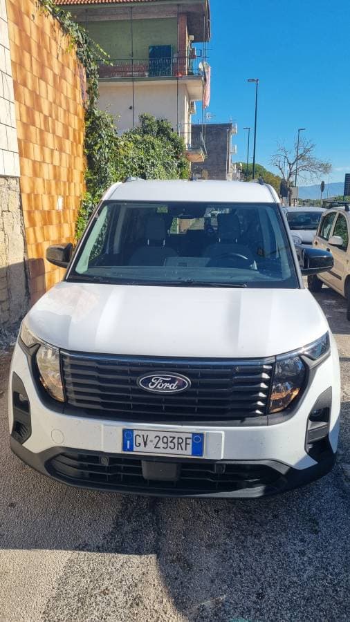 Photo by Mindaugas V. (10/11/25)