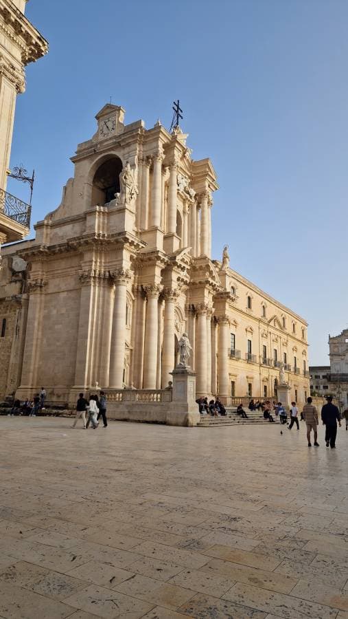 Photo 1 by CRISTINA ANDREEA G. (3/17/25)