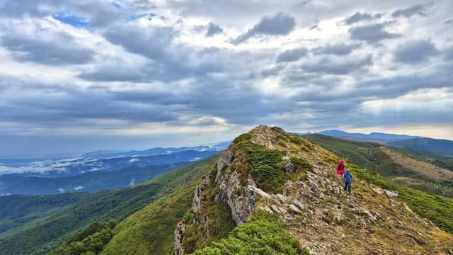 Photo 1 by Oto B. (8/31/25)