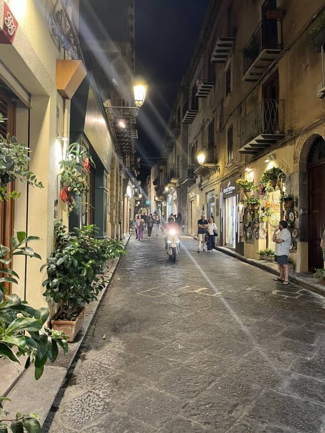 Photo 6 by Tereza B. (10/13/24)