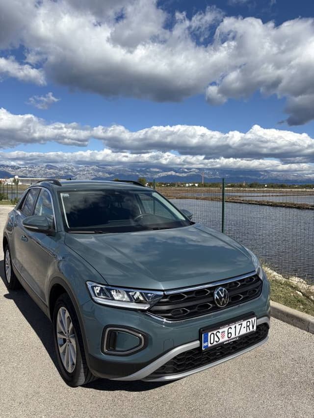 Photo by Helen S. (10/9/25)