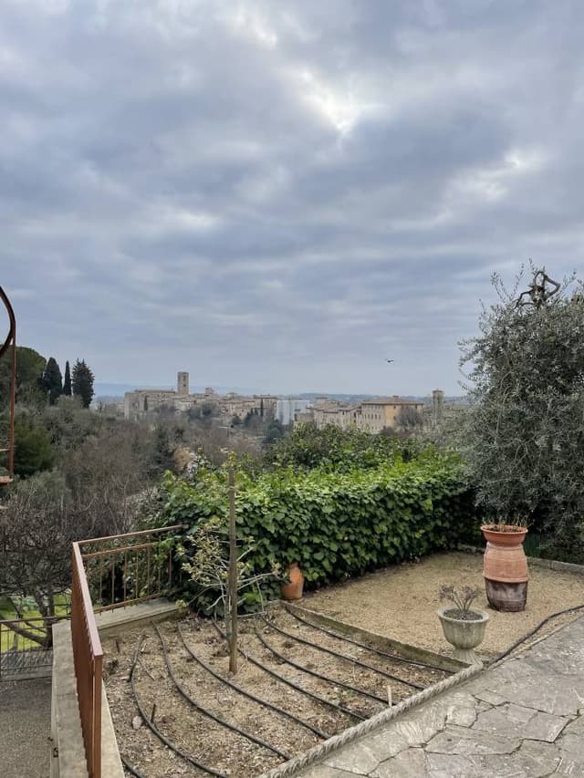 Photo by Mykyta M. (2/23/23)