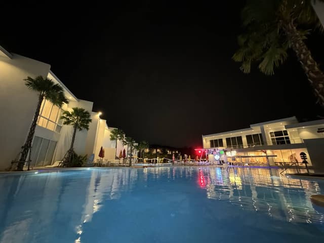 Photo 3 by WAI KWONG T. (7/21/24)