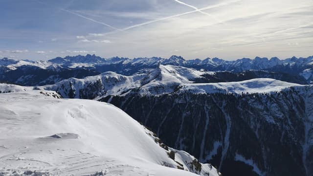 Photo 3 by Andres K. (2/26/26)