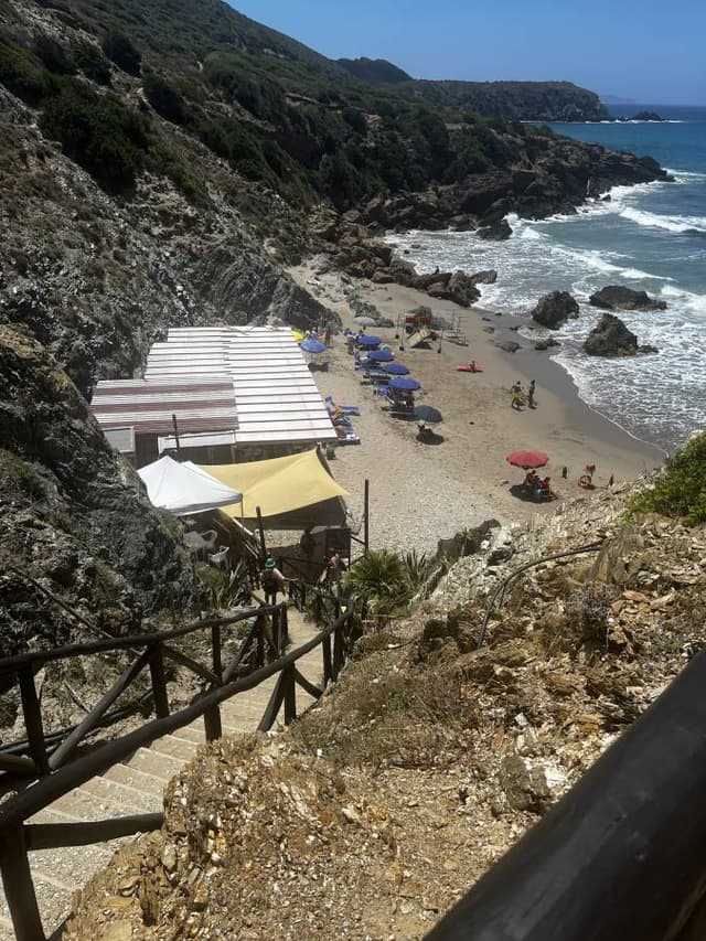 Photo 2 by Mariano M. (7/21/23)