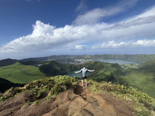 Photo 3 by Victor M. (11/22/25)