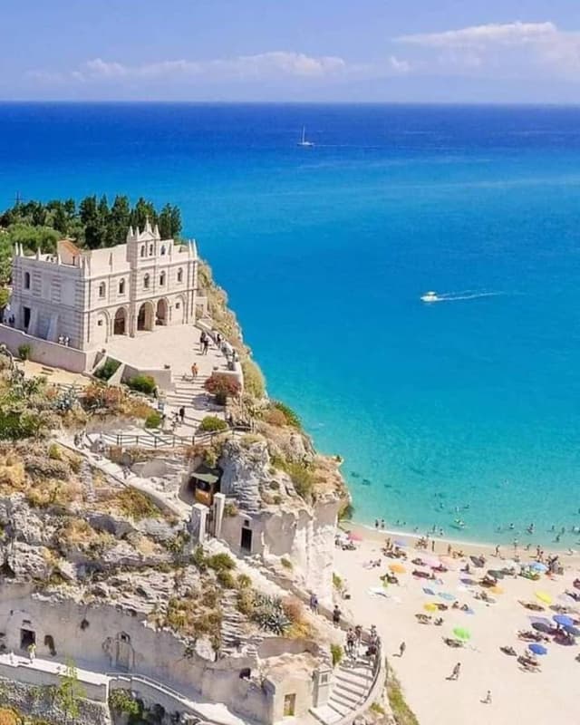 Photo 3 by Andrea G. (6/16/24)