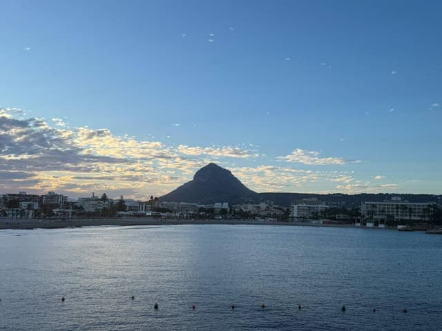 Photo 1 by Carole R. about renting a Ford Focus in Alicante (10/11/25)
