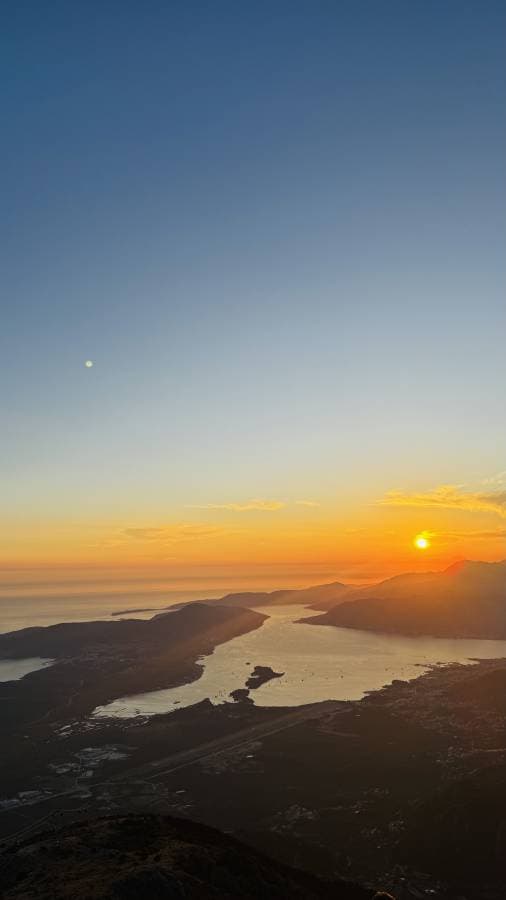 Photo 1 by Karol Jaimon J. about renting a Hyundai i20 at Podgorica Airport (7/21/25)