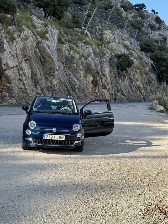 Photo 1 by Hennie O. about renting a Fiat 500 Cabrio in Mallorca (9/23/24)