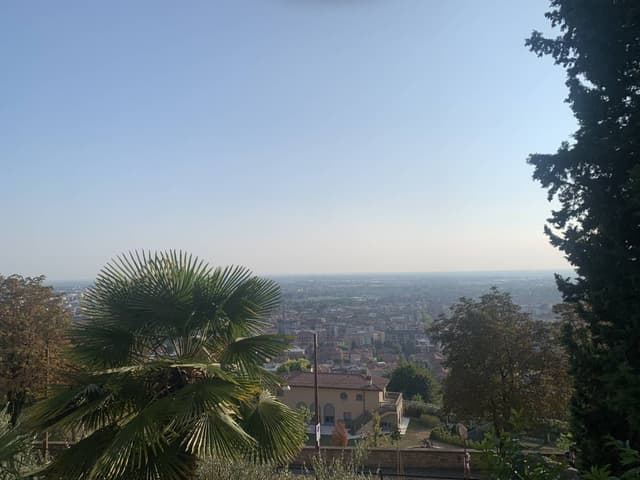 Photo 2 by David L. about hiring a Volkswagen T-Cross in Milan (03/09/24)