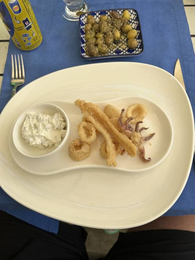 Photo 2 by Akos V. (9/22/24)