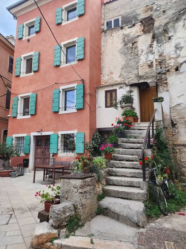 Photo 2 by Valentina A. about hiring a Kia Picanto at Pula Airport (07/07/24)