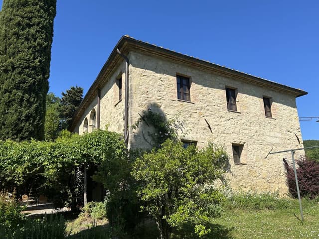 Photo 1 by Noel L. about hiring a Volkswagen Taigo at Florence Airport (02/06/25)