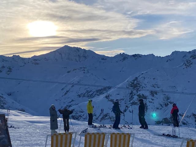 Photo 2 by Yannis N. (1/3/23)