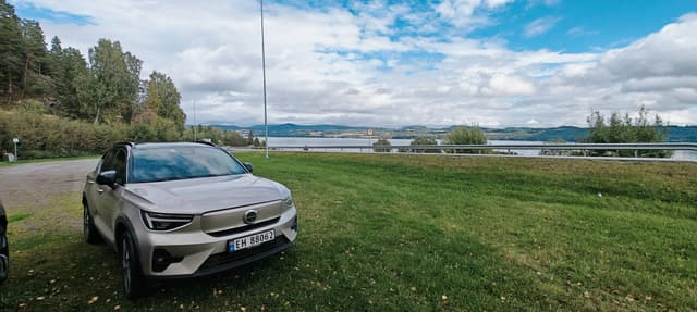 Photo 1 by pakawan C. (9/21/25)