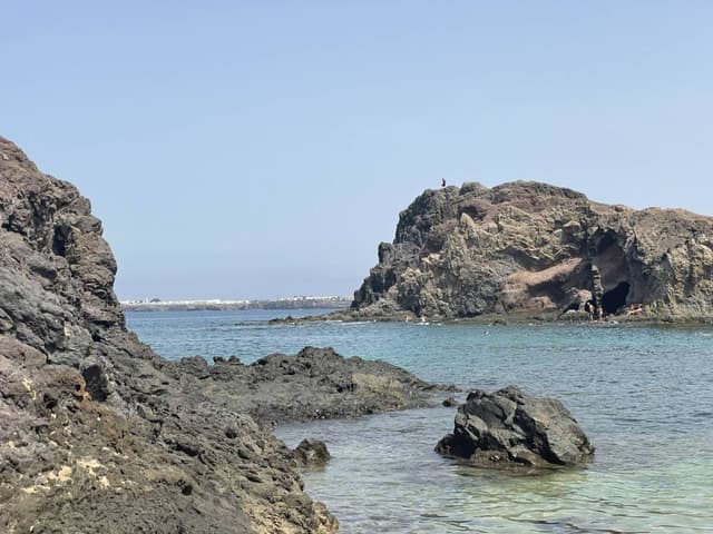 Photo 3 by Jonathan C. about hiring a Toyota Corolla in Lanzarote (06.08.24)