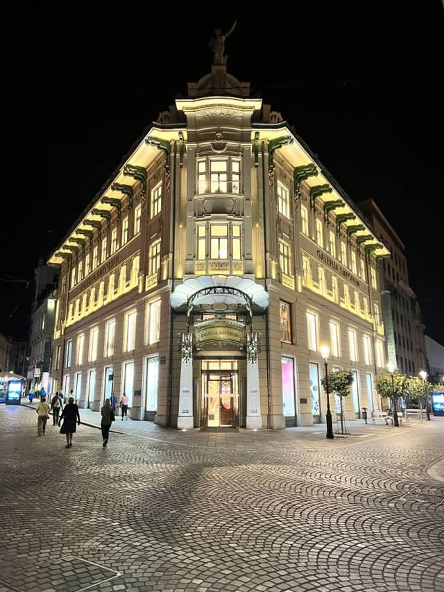 Photo 3 by Jeroen G. (9/22/23)