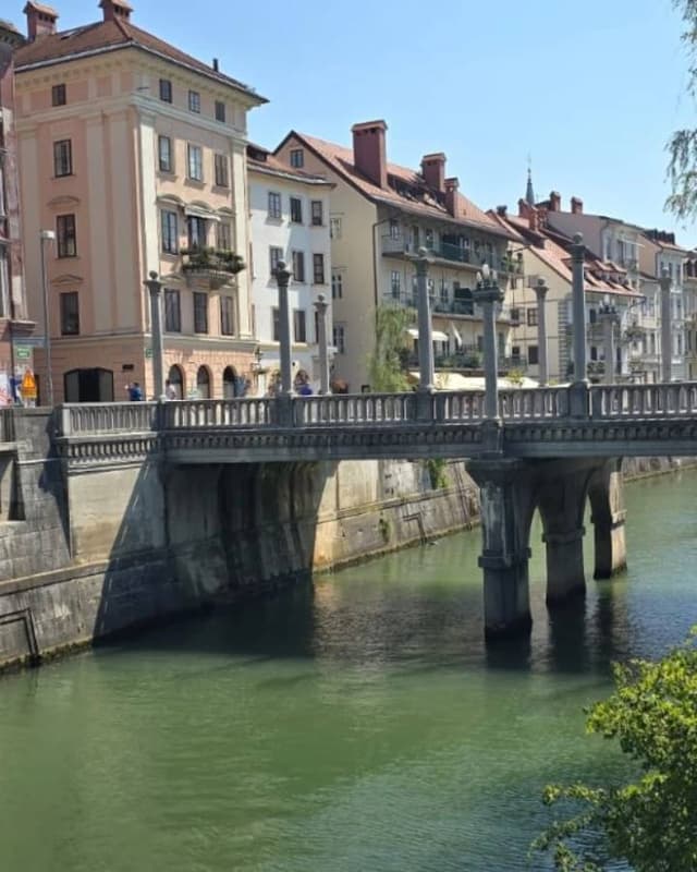 Photo 9 by Kerry B. about renting a Toyota Corolla STW in Zagreb (9/5/24)