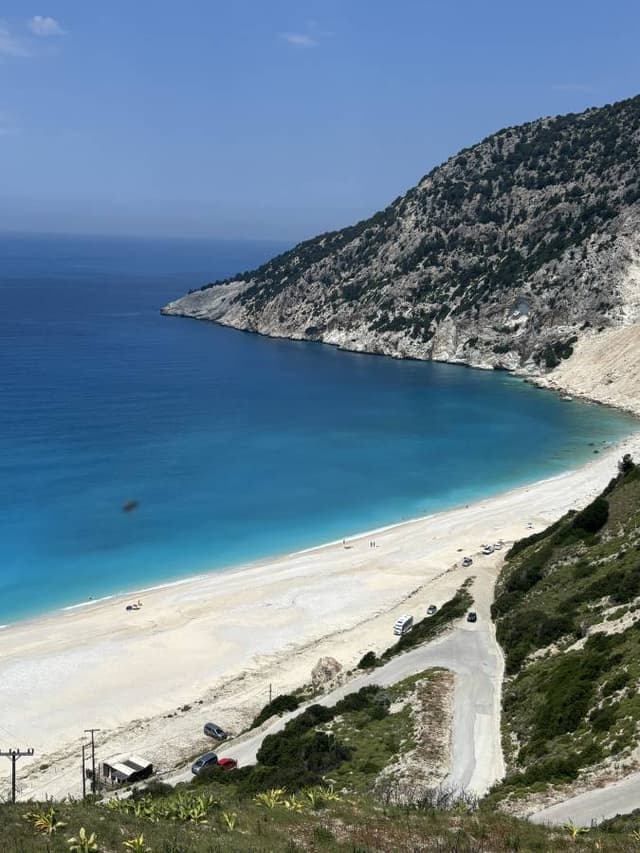 Photo 2 by Richard S. about hiring a Fiat 500 in Kefalonia (03/06/26)