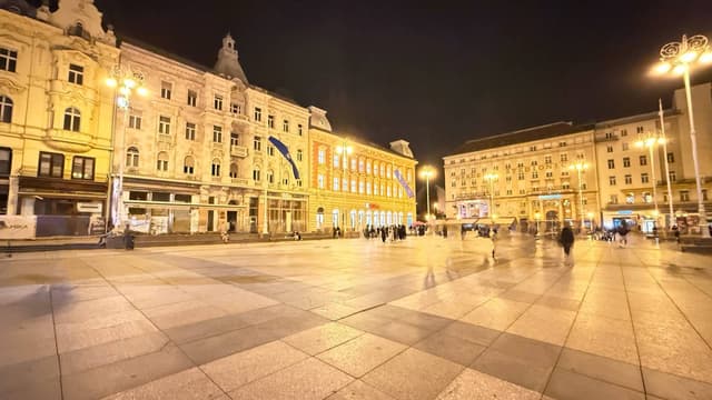 Photo 2 by Rogerio G. about hiring a Kia Rio at Zagreb Airport (13/10/24)