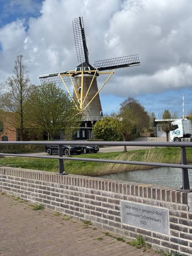 Photo 3 by Chantal S. (4/10/26)