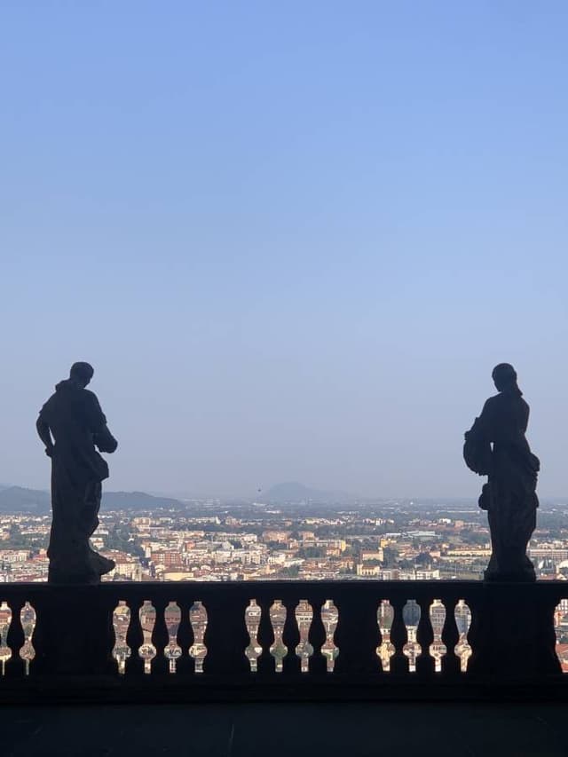 Photo 3 by David L. about hiring a Volkswagen T-Cross in Milan (03/09/24)