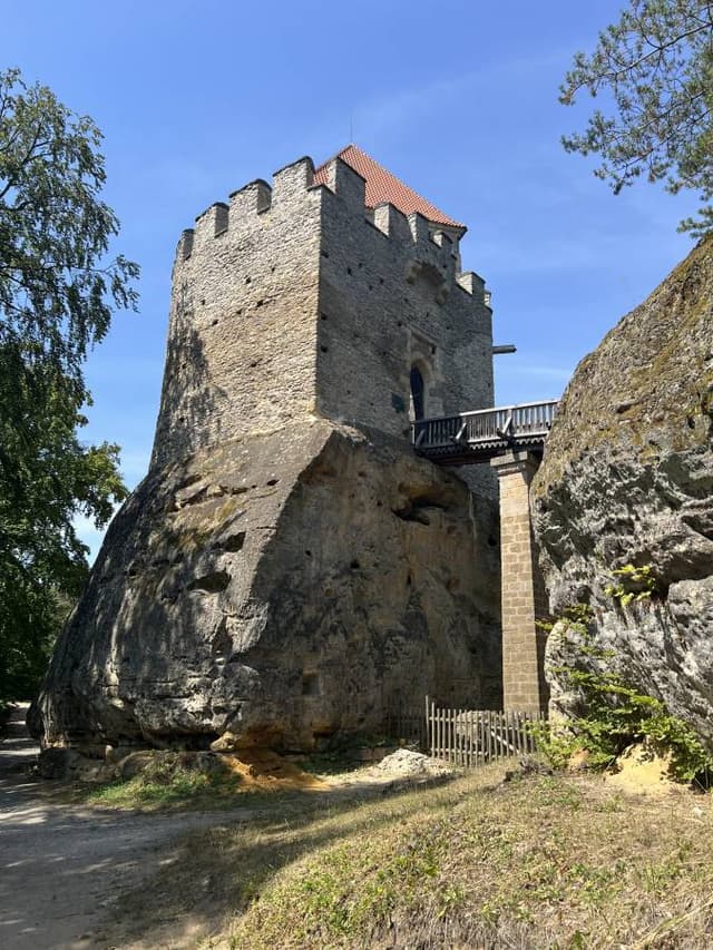 Photo 2 by Remigijus S. about renting a Volkswagen Golf in Prague (8/7/24)
