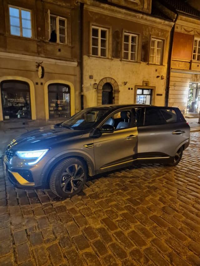 Photo by Konstantinos C. (4/8/24)