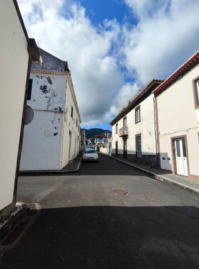 Photo 4 by Slawomir D. about hiring a Volkswagen T-Cross at Ponta Delgada Airport (15.06.25)