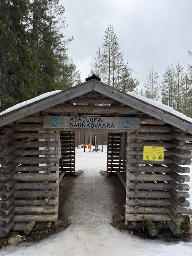 Photo 2 by YICHOU H. (4/6/26)