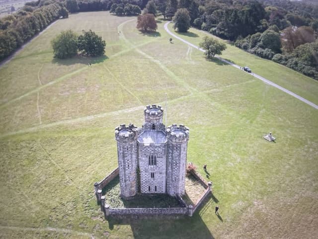 Photo 2 by Raitvile V. (9/13/25)