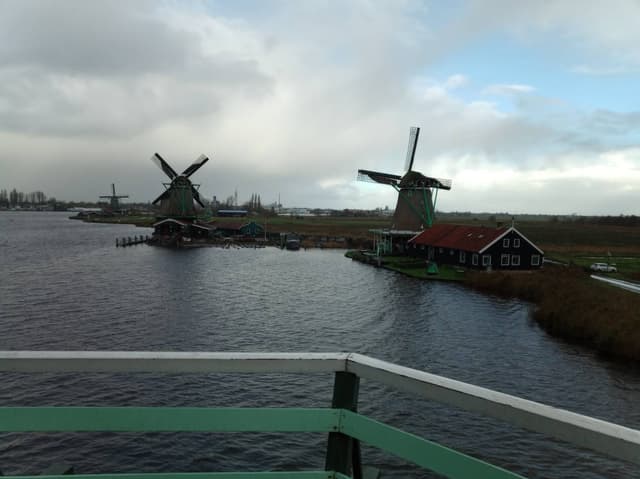 Photo 2 by Marco F. (12/2/23)