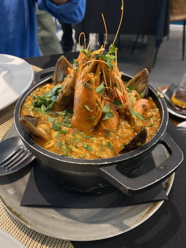 Photo 3 by Michael W. about hiring a Fiat 500 in Lisbon (22/06/24)