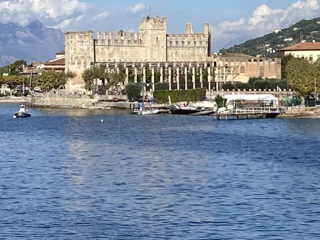 Photo 1 by James L. about hiring a Lancia Ypsilon in Verona (26/10/23)