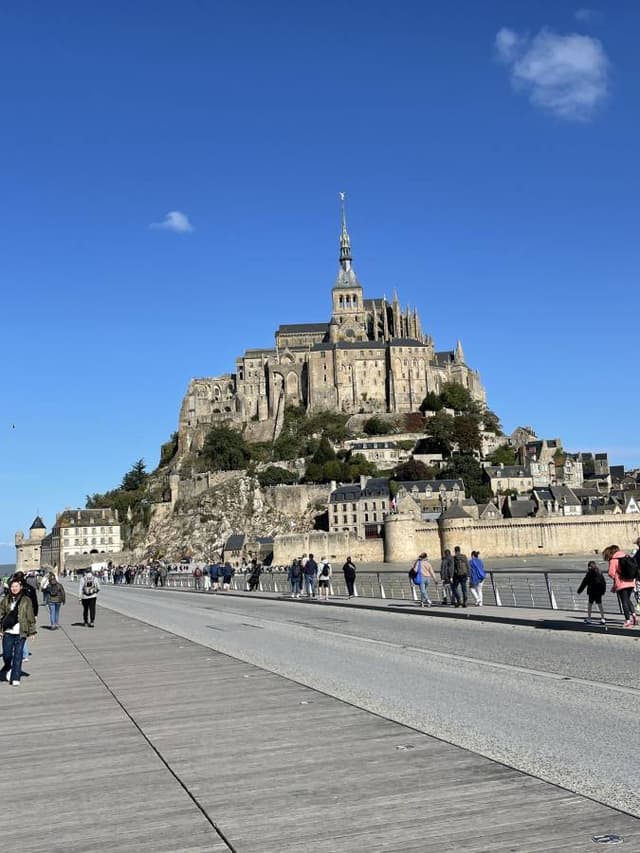 Photo 5 by Bryan R. (9/28/25)