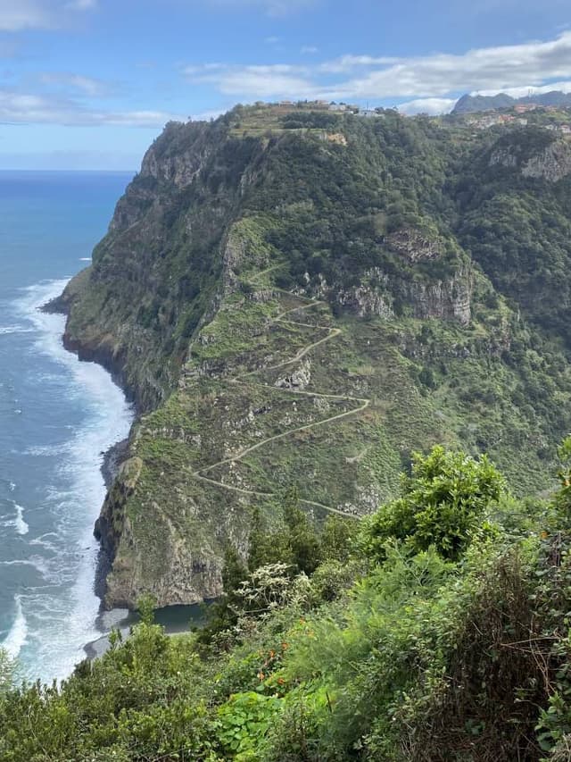 Photo 2 by Gary W. about hiring a Dacia Sandero Stepway at Madeira Airport (Funchal) (28/12/25)