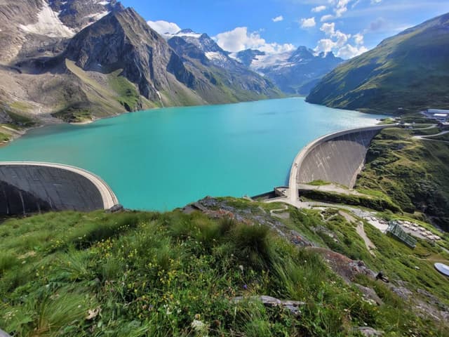 Photo 2 by Aviad G. (8/19/23)