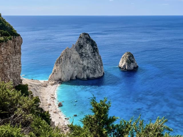 Photo 1 by Paul B. about hiring a Peugeot 108 in Greece (09/05/25)