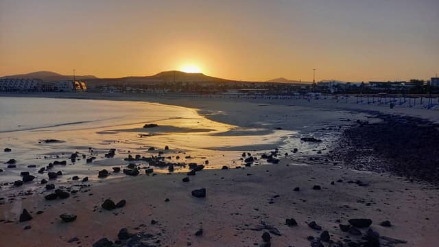 Photo 6 by Susan R. about hiring a Renault Megane in Fuerteventura (24/05/26)