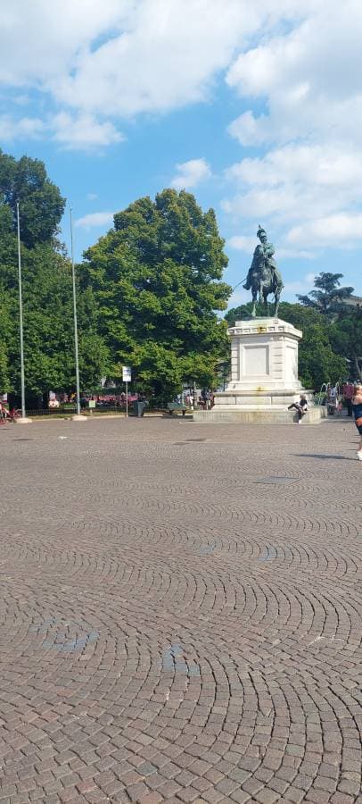 Photo 4 by Louise F. about hiring a Lancia Ypsilon at Verona Airport (12/08/23)