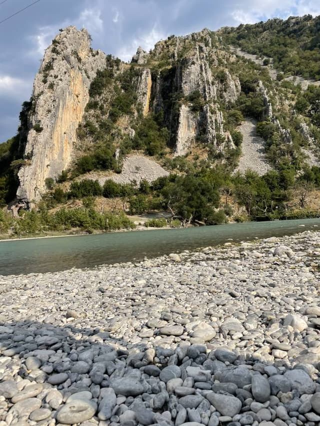 Photo 3 by Eduart M. about hiring a Fiat Panda in Tirana (01/08/24)