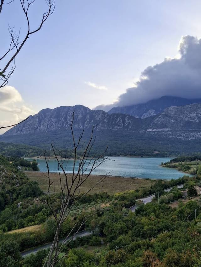 Photo 3 by Joanne H. about hiring a Fiat 500X in Naples (18/09/24)