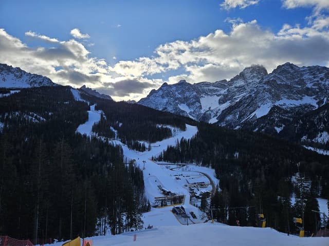 Photo 1 by Mohammad yusuf B. about hiring a Mercedes-Benz A-Class at Milan Airport Malpensa (28/01/25)