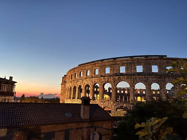 Photo 5 by James B. about hiring a Peugeot 308 at Pula Airport (08/07/24)