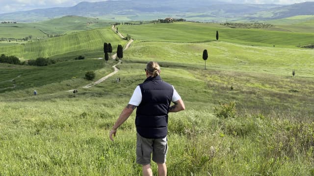Photo 3 by Antony R. about hiring a Jeep Renegade in Pisa (04/05/24)