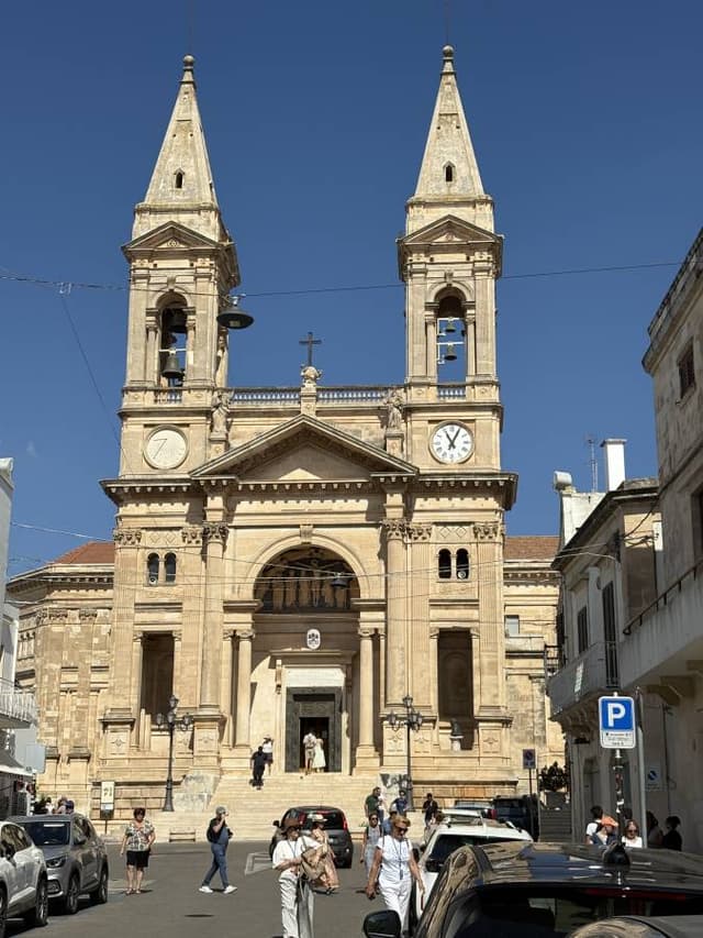 Photo 2 by Edward B. about hiring a Fiat 500 at Bari Airport (18/09/25)