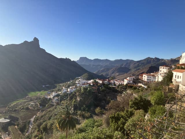 Photo 6 by Sylvie S. about renting a Seat Ibiza in Gran Canaria (1/19/25)